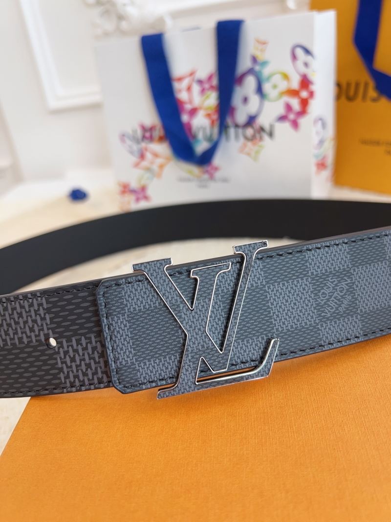 l0vis Vvtt0n belts